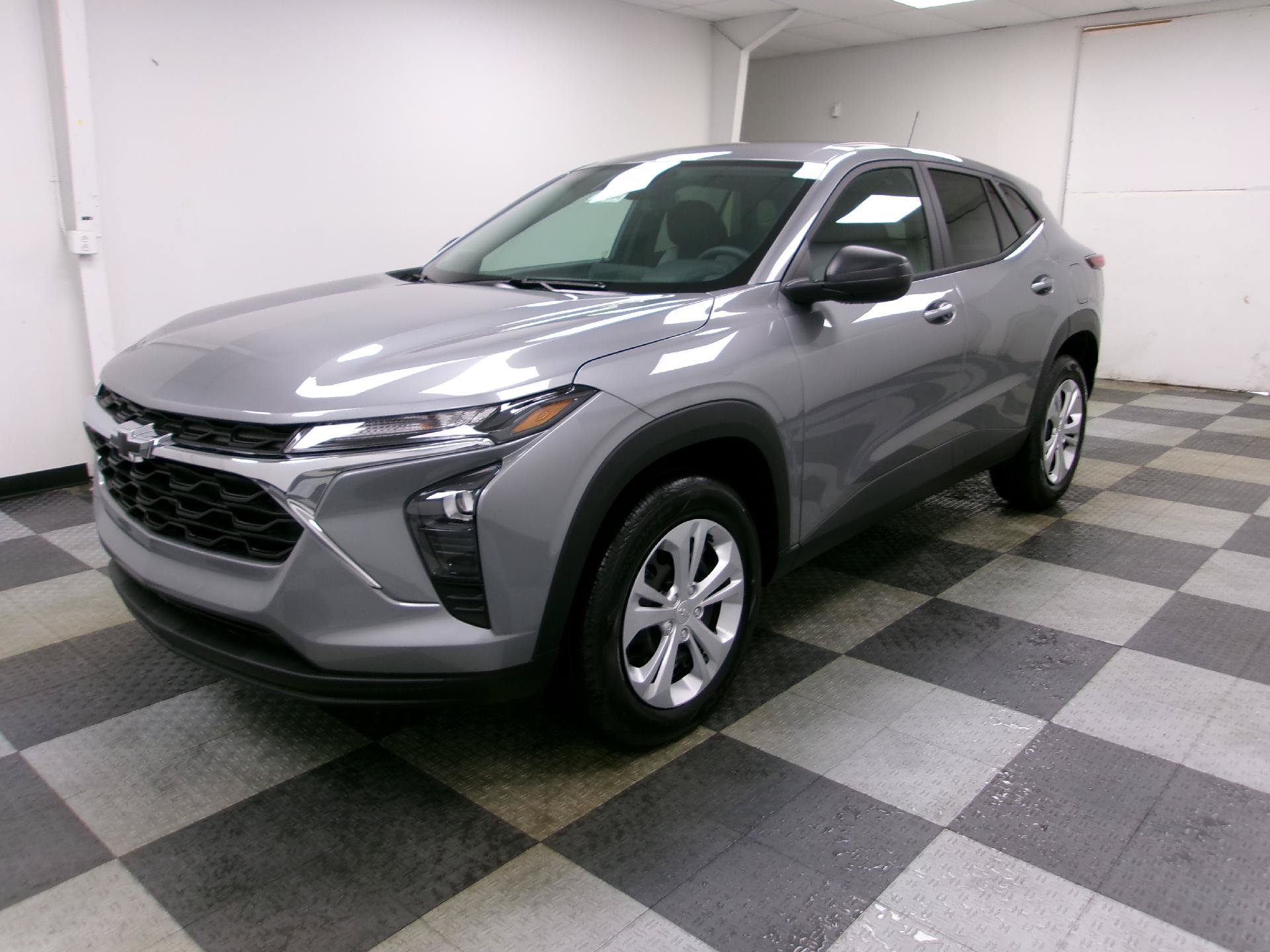 New 2026 Chevrolet Trax LS FWD image 1