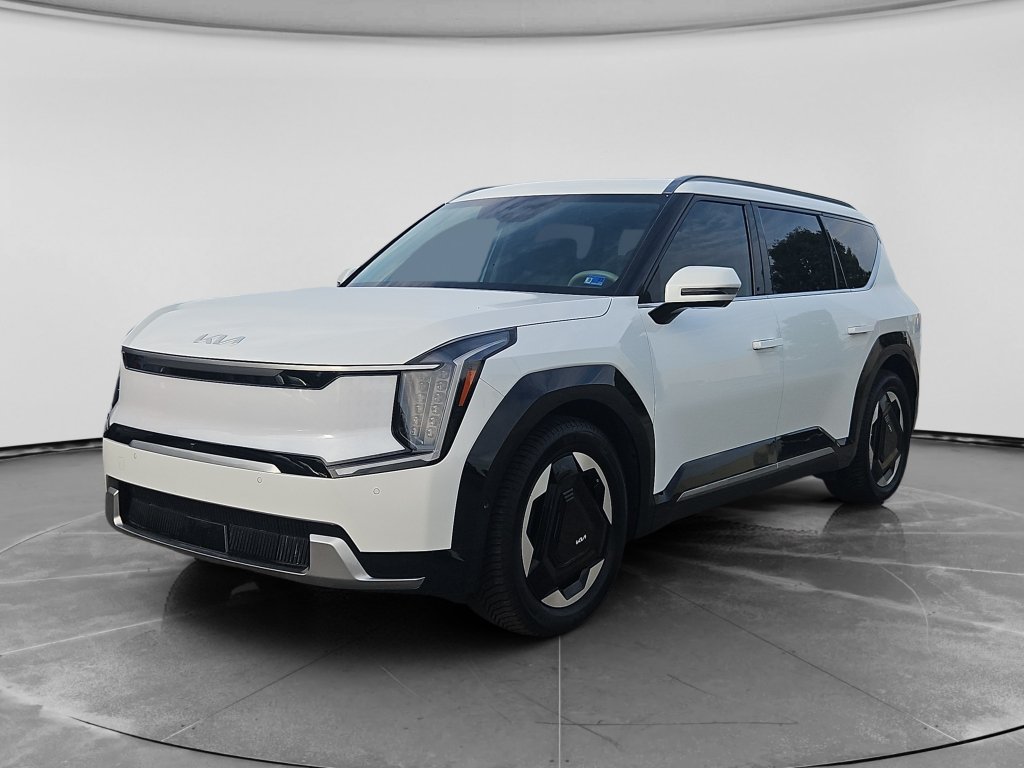 Used 2024 Kia EV9 Land AWD/4WD image 1