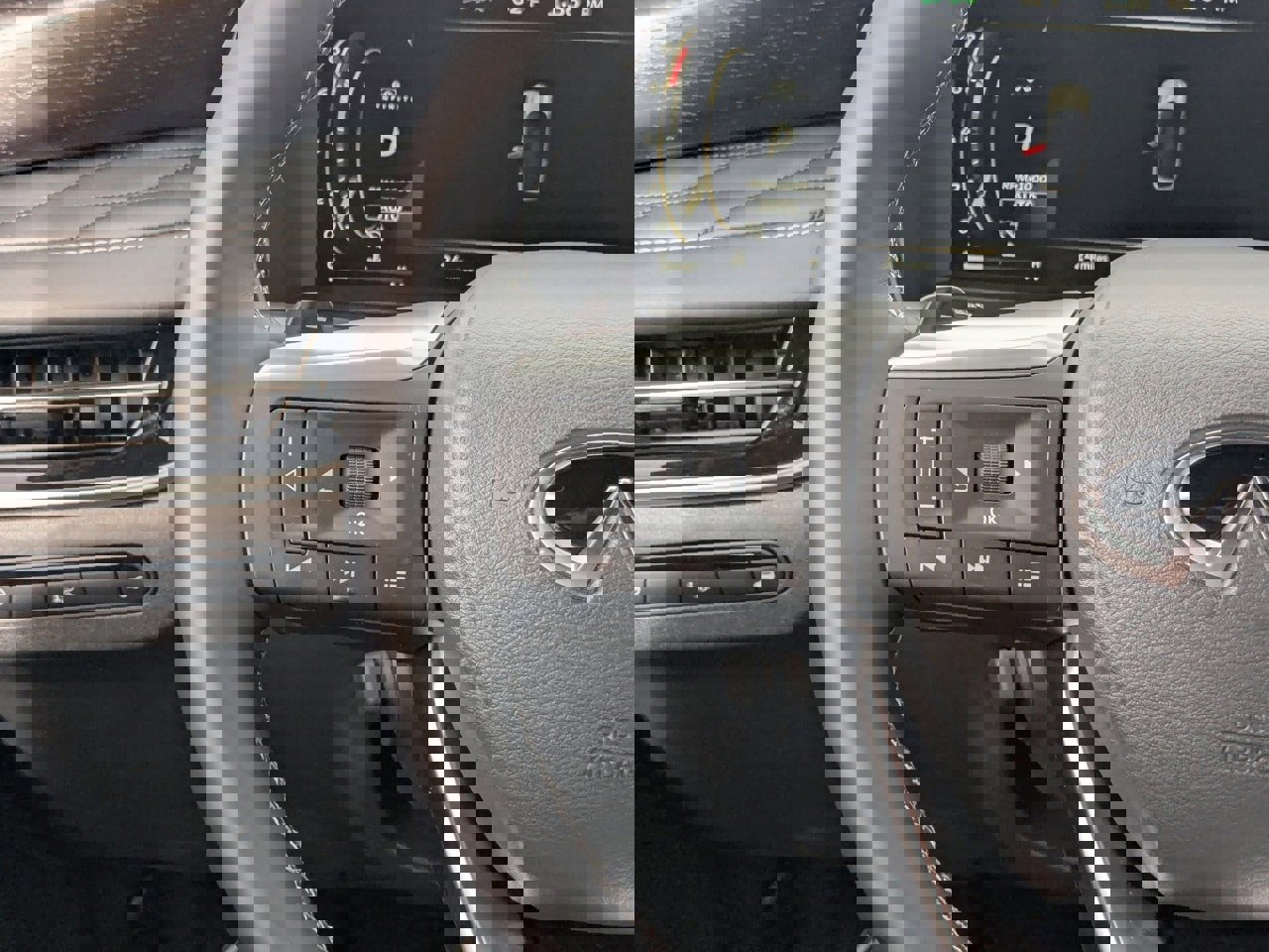 New 2026 INFINITI QX60 Autograph image 24