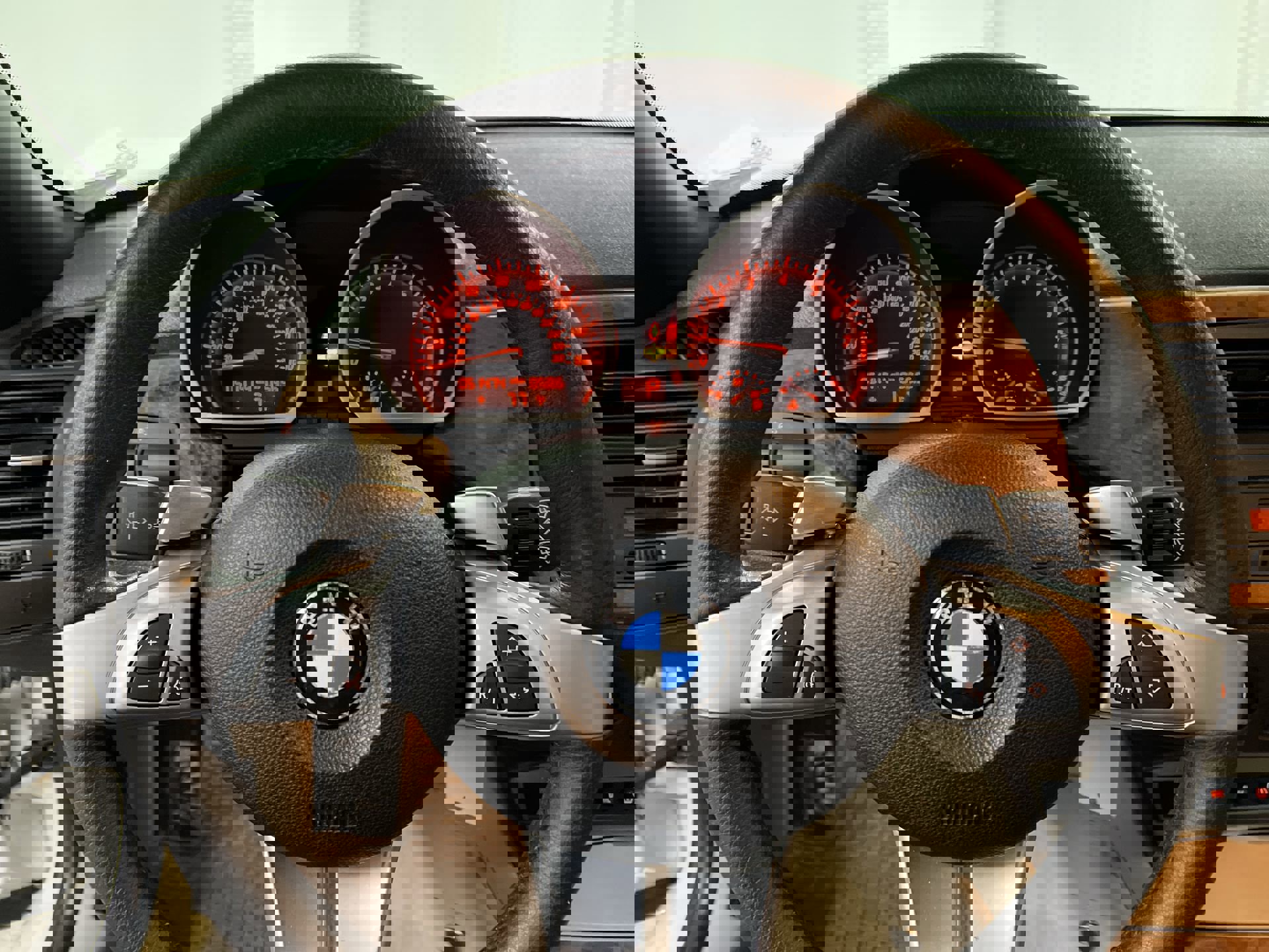 Used 2007 BMW Z4 3.0si image 51