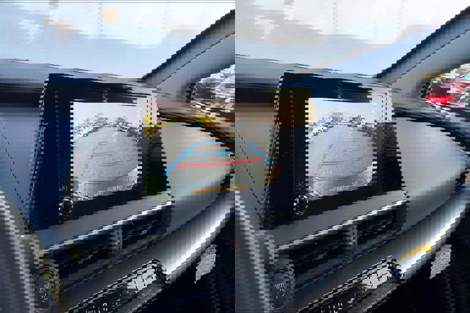 Used 2025 Toyota Prius LE FWD image 28