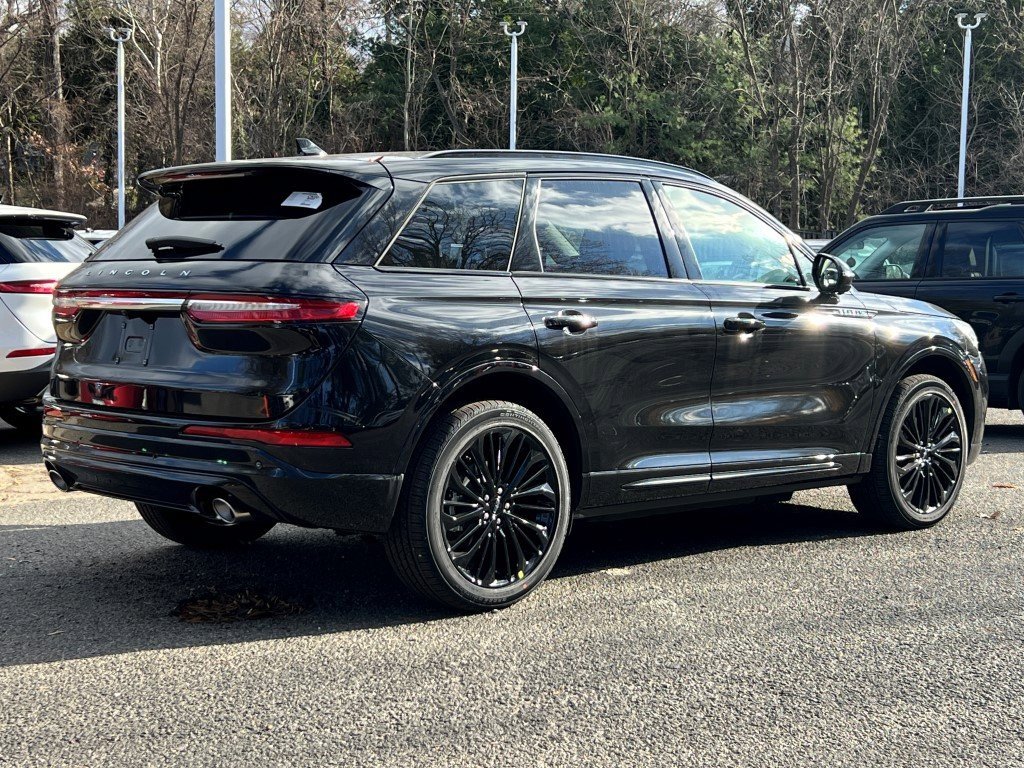New 2026 Lincoln Corsair Grand Touring image 4