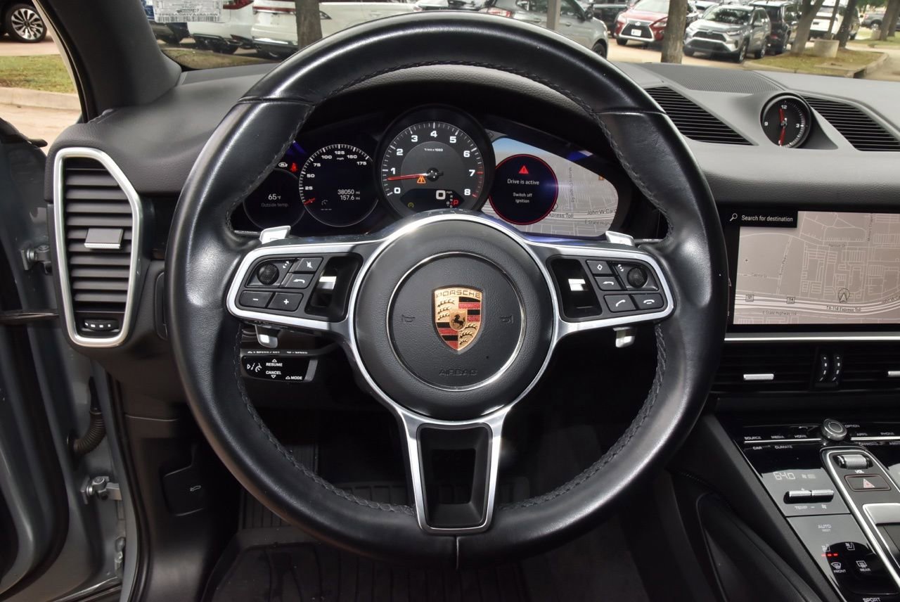 Used 2022 Porsche Cayenne AWD/4WD image 22