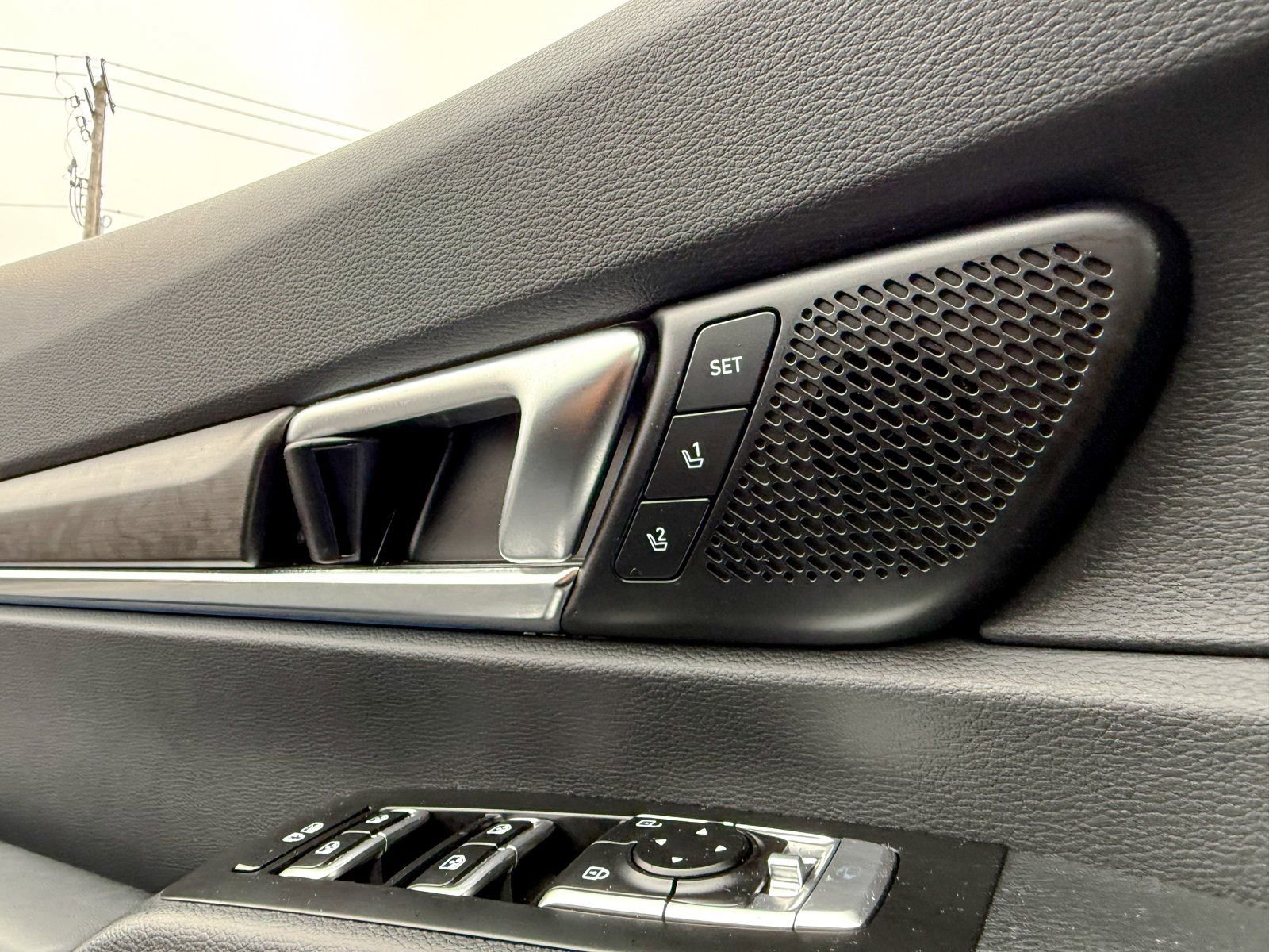 Used 2025 Kia Telluride SX Prestige X-Line image 17