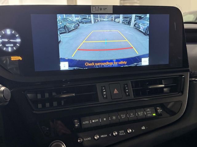 New 2025 Lexus ES 350 w/ Premium Package image 6