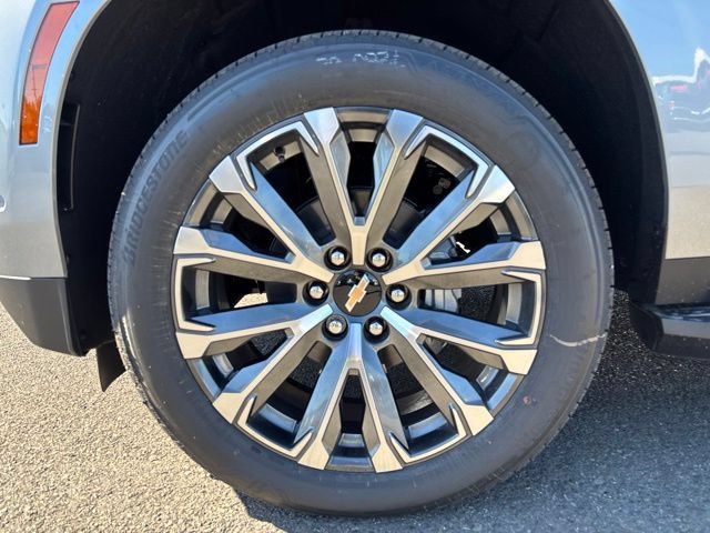 New 2026 Chevrolet Suburban High Country w/ Sun And Tow Package AWD/4WD image 8