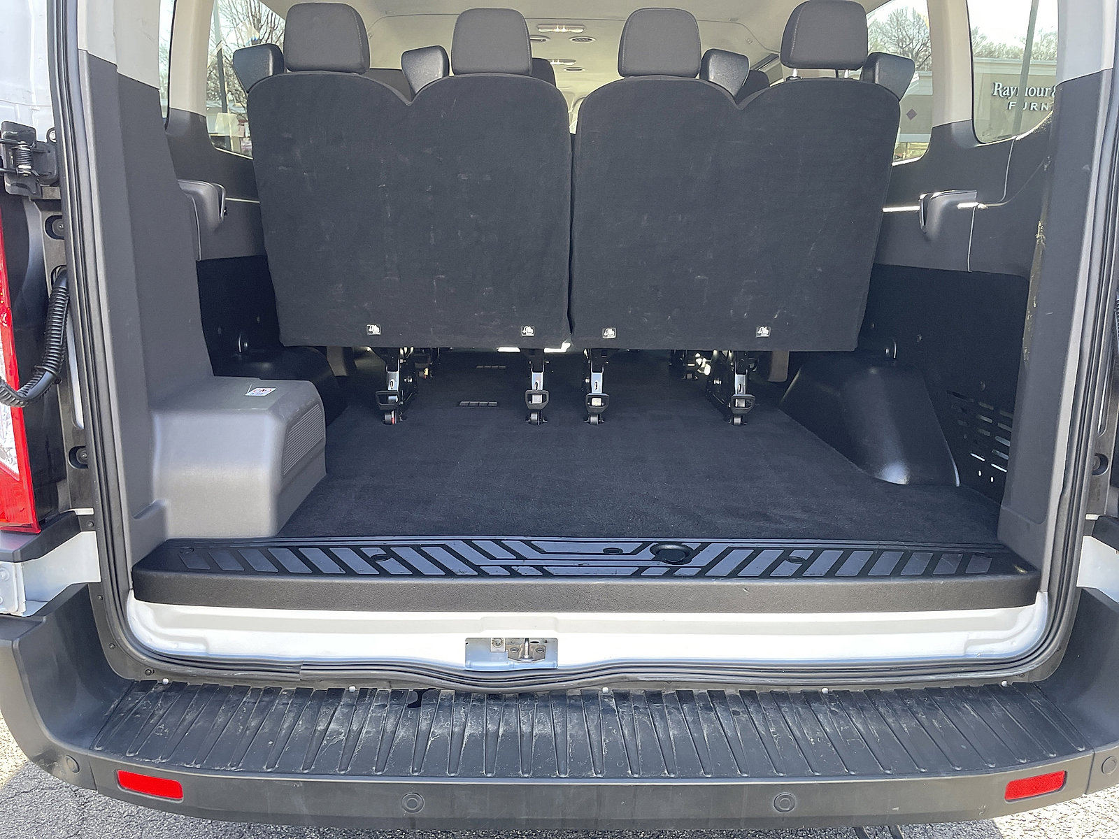 Used 2023 Ford Transit 350 XLT image 9