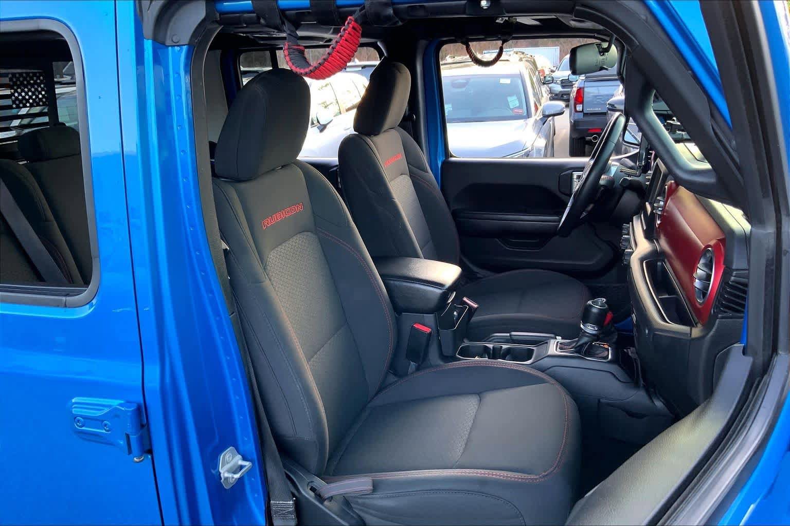 Used 2021 Jeep Gladiator Rubicon w/ Cold Weather Group AWD/4WD image 8
