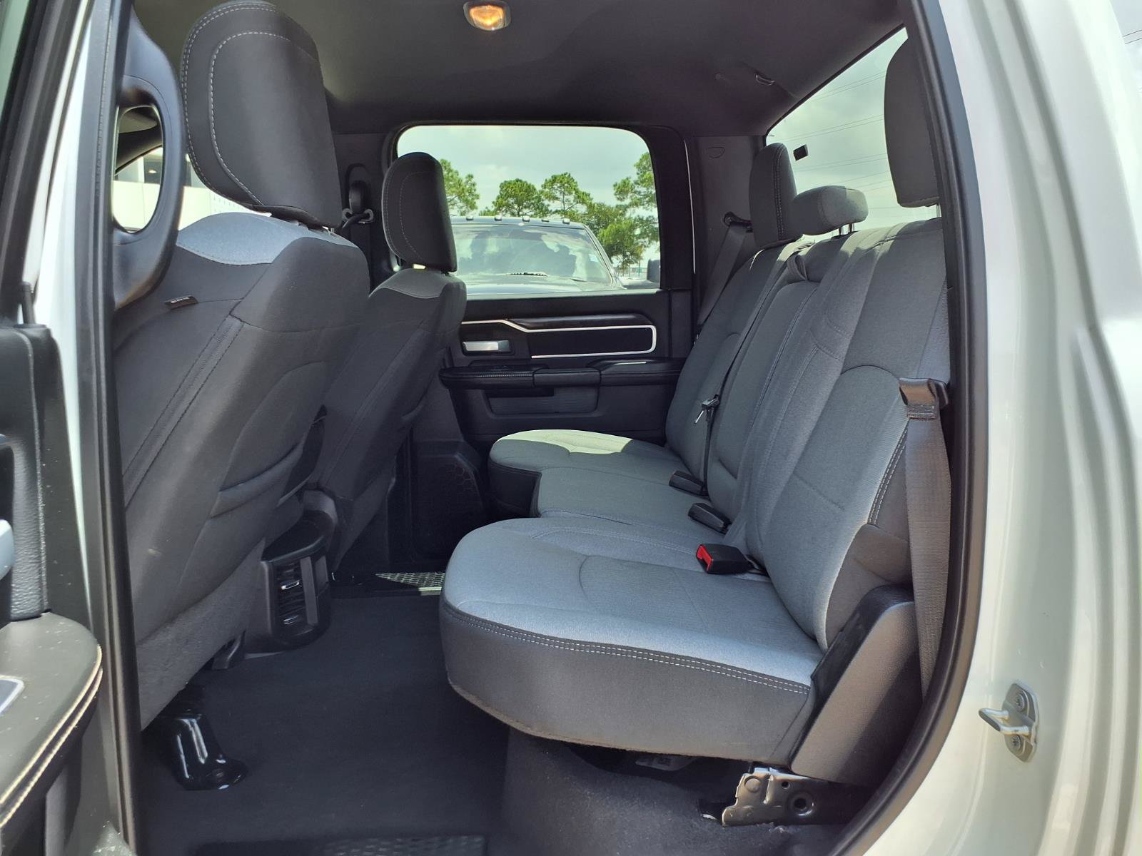 Used 2024 RAM 3500 Big Horn AWD/4WD image 22