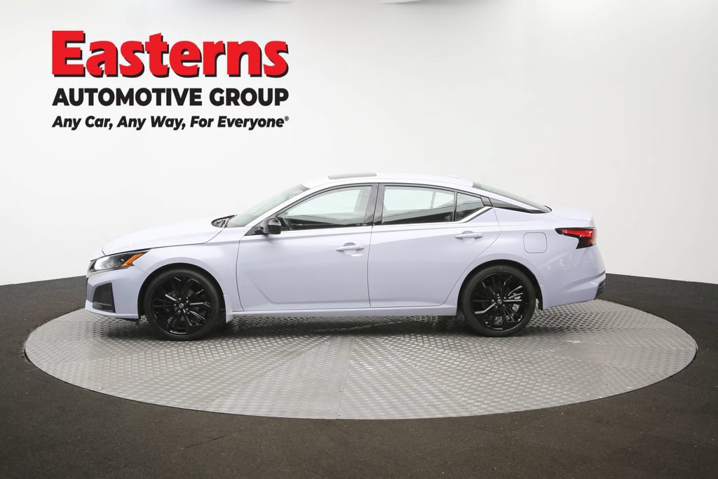 Used 2023 Nissan Altima 2.5 SR w/ SR Premium Package FWD image 61