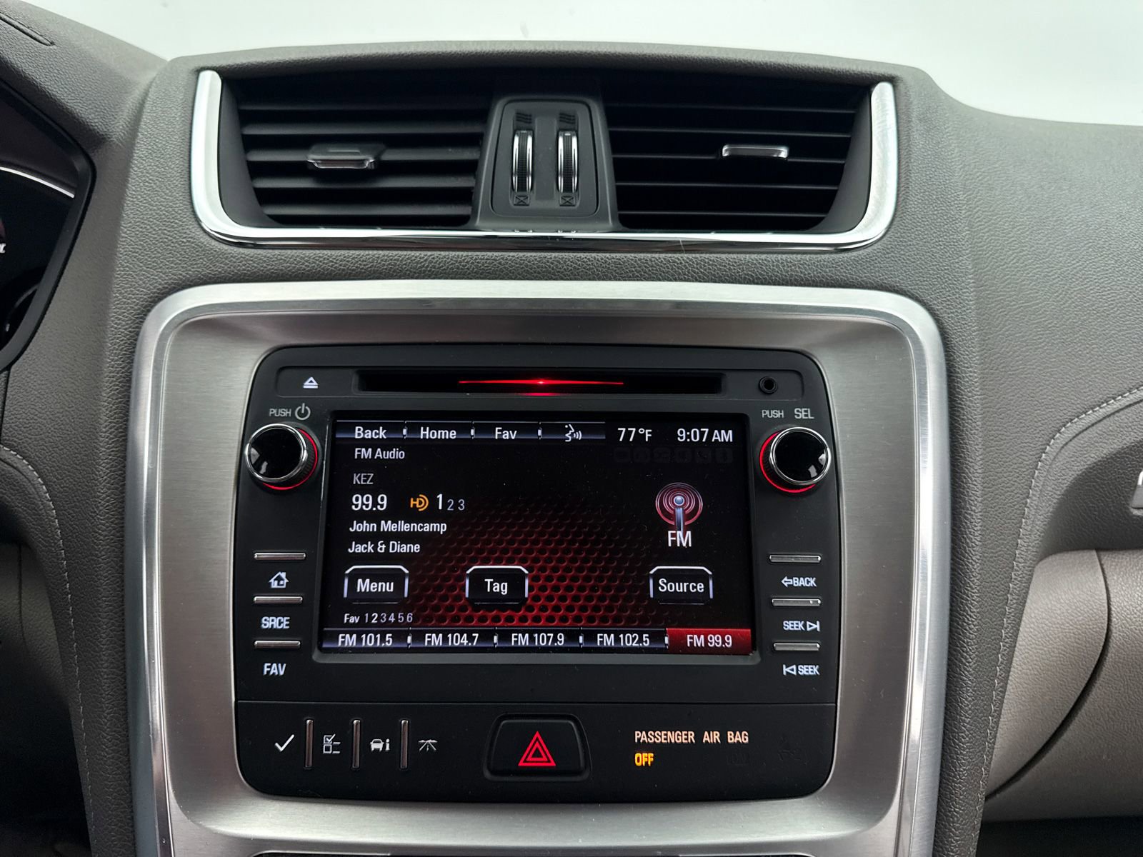 Used 2013 GMC Acadia SLT w/ Technology Package FWD image 14