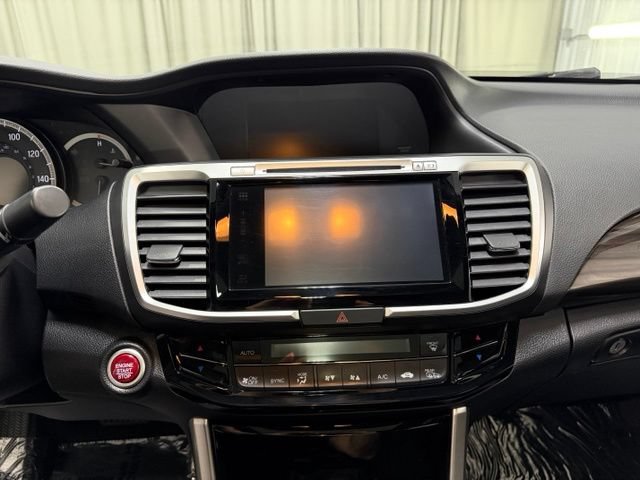 Used 2016 Honda Accord EX image 13