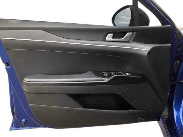 Used 2022 Kia K5 GT-Line w/ GT-Line Awd Premium Package image 10