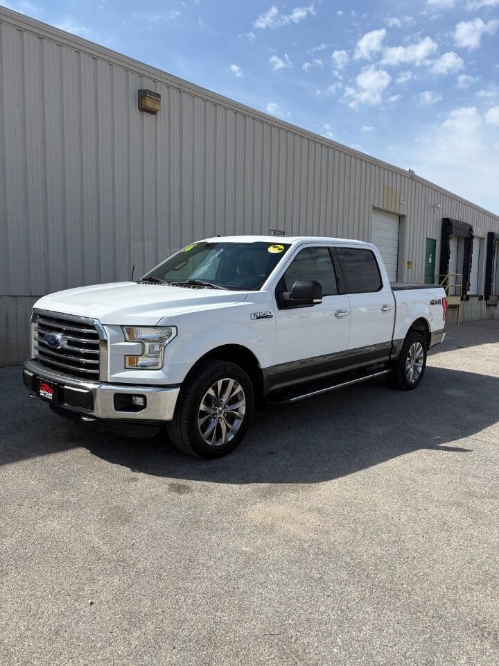 Used 2016 Ford F150 XLT w/ Equipment Group 302A Luxury AWD/4WD image 3