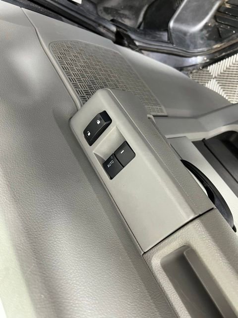 Used 2013 Ford E-150 and Econoline 150 w/ PWR Group RWD image 12