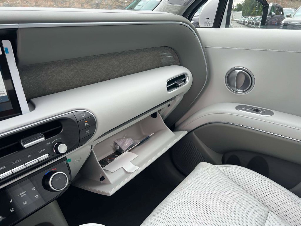 New 2027 Hyundai Palisade Limited AWD/4WD image 17