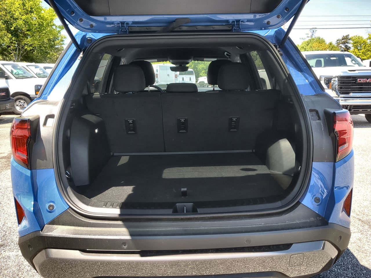 Used 2026 GMC Terrain Elevation w/ Technology Package II image 25