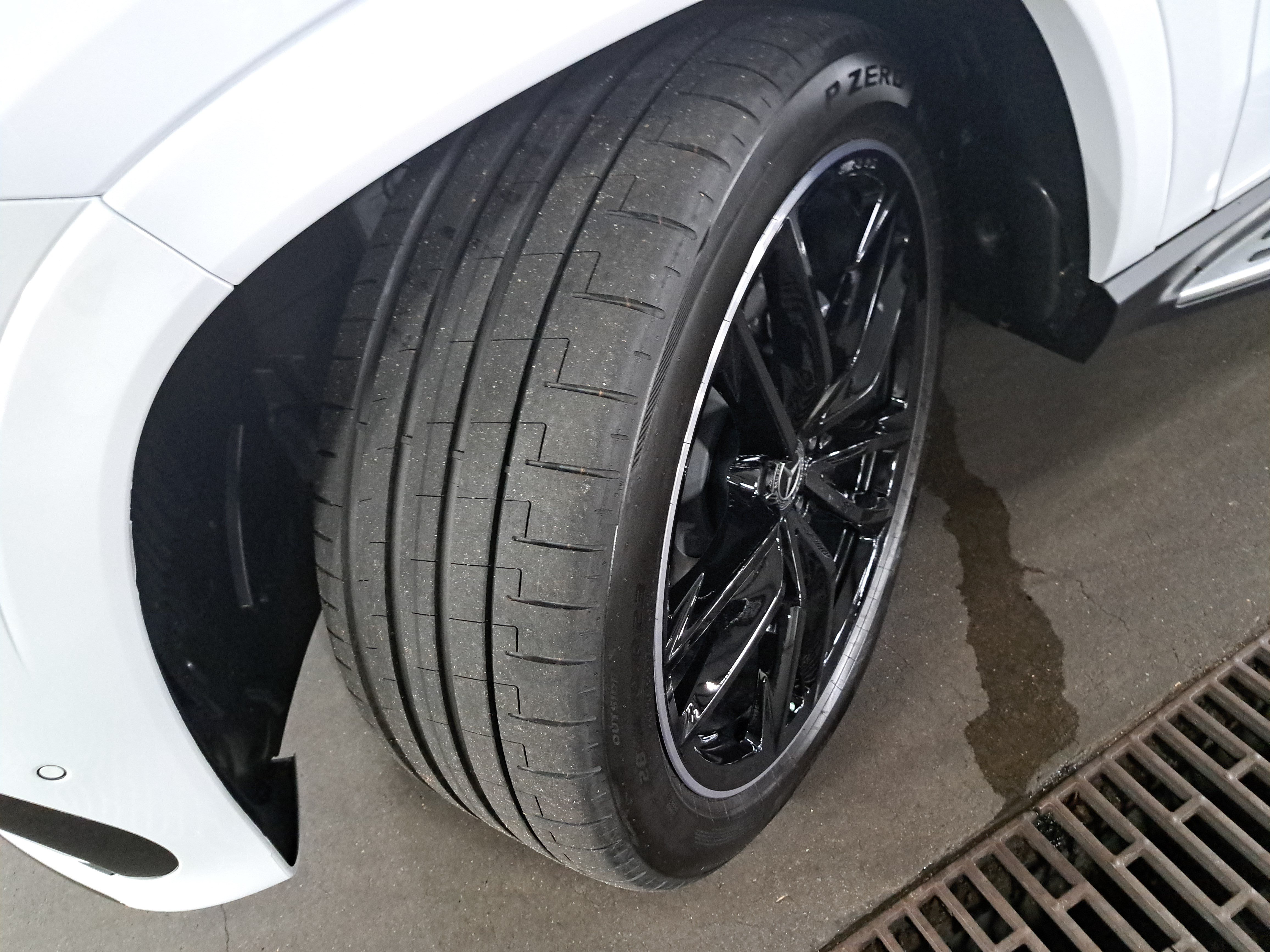 New 2026 Mercedes-Benz GLS 450 4MATIC image 33