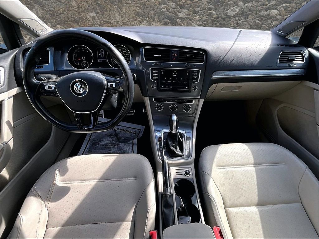 Used 2017 Volkswagen Golf Alltrack SE AWD/4WD image 14