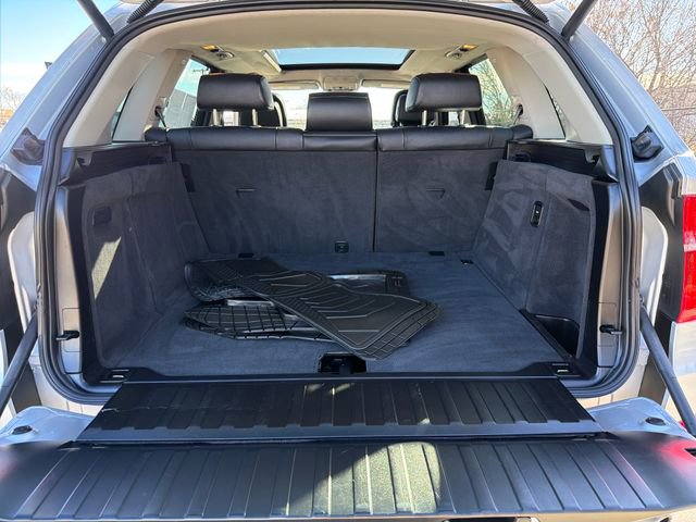 Used 2011 BMW X5 xDrive35i image 22