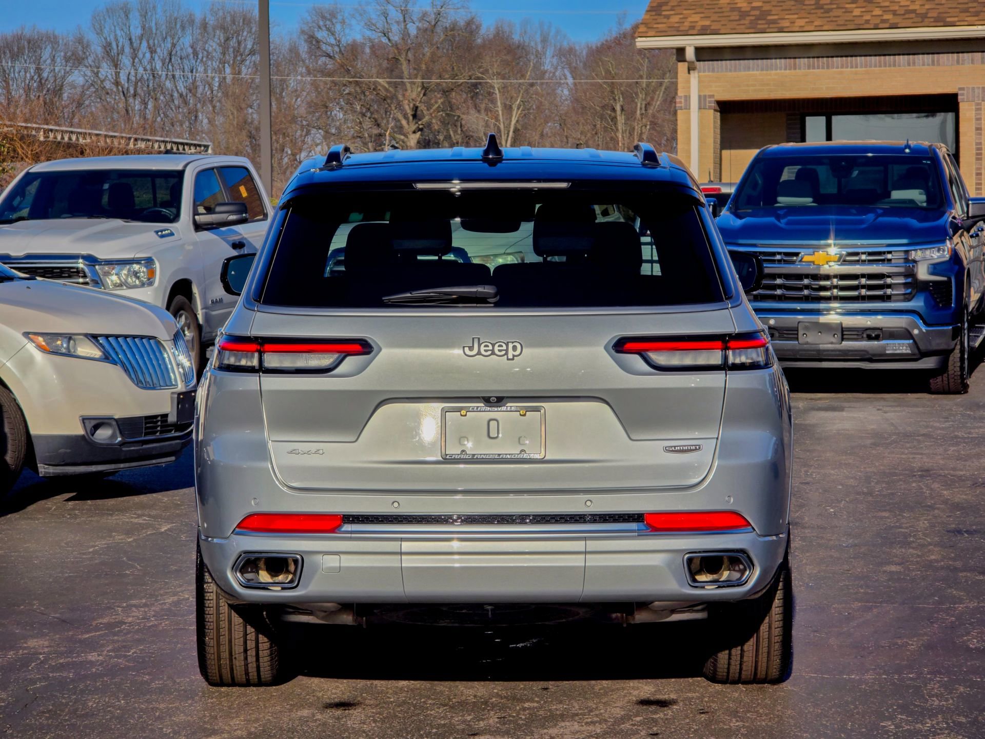 Used 2025 Jeep Grand Cherokee L Summit image 10