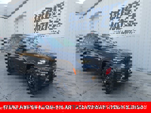 New 2025 Jeep Grand Cherokee Limited w/ Black Appearance Package