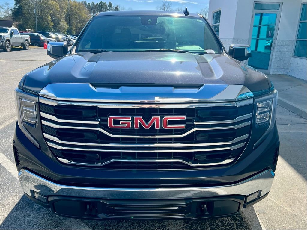 Used 2022 GMC Sierra 1500 SLT AWD/4WD image 8