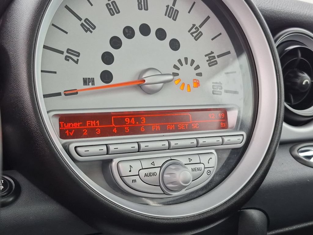 Used 2009 MINI Cooper Hardtop FWD image 23