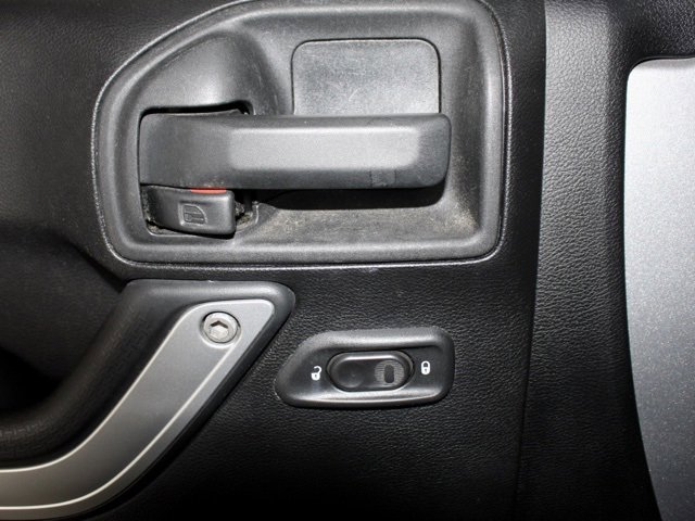 Used 2013 Jeep Wrangler Unlimited Sahara w/ Connectivity Group image 11