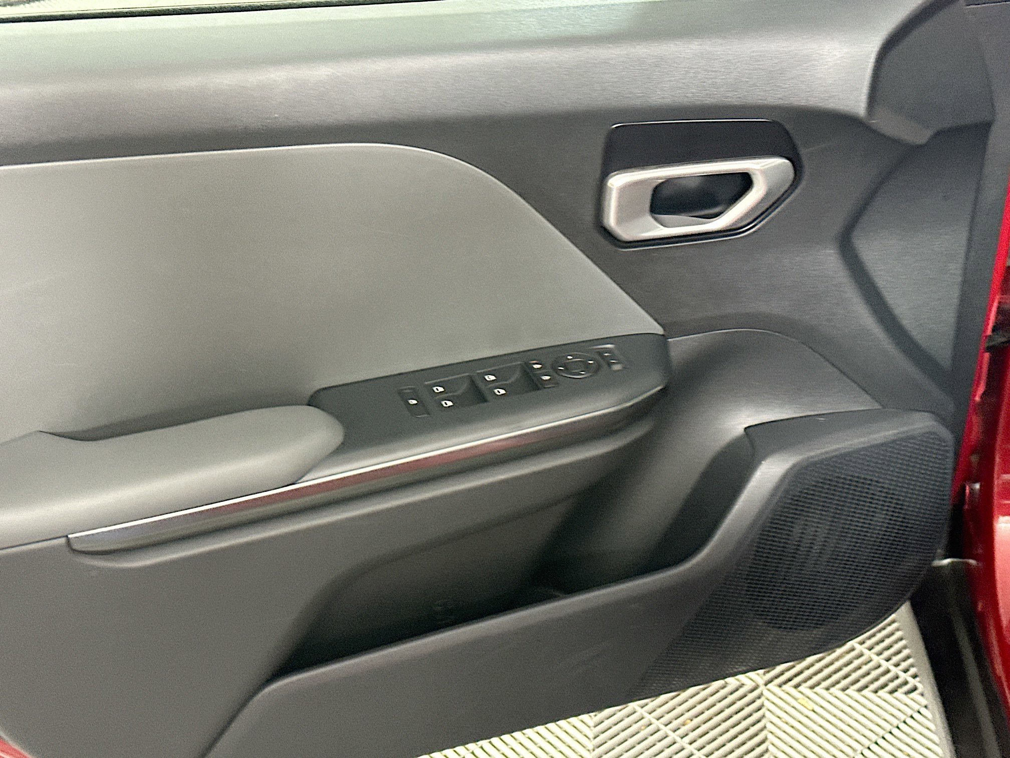 Used 2025 Kia K4 LXS FWD image 15