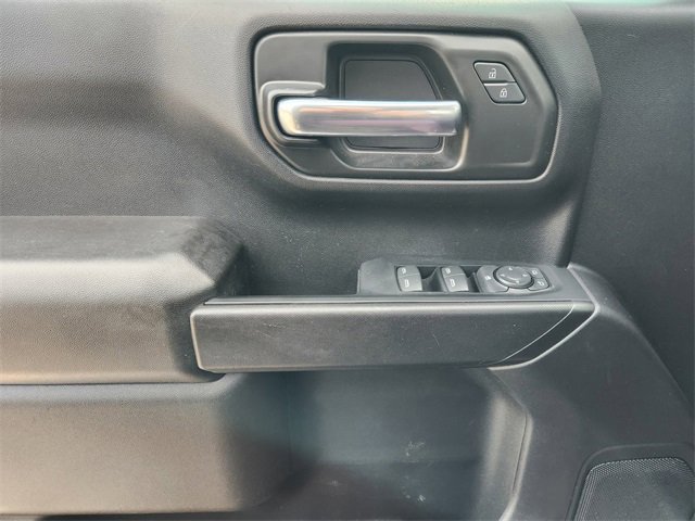 Used 2024 Chevrolet Silverado 1500 Custom image 23