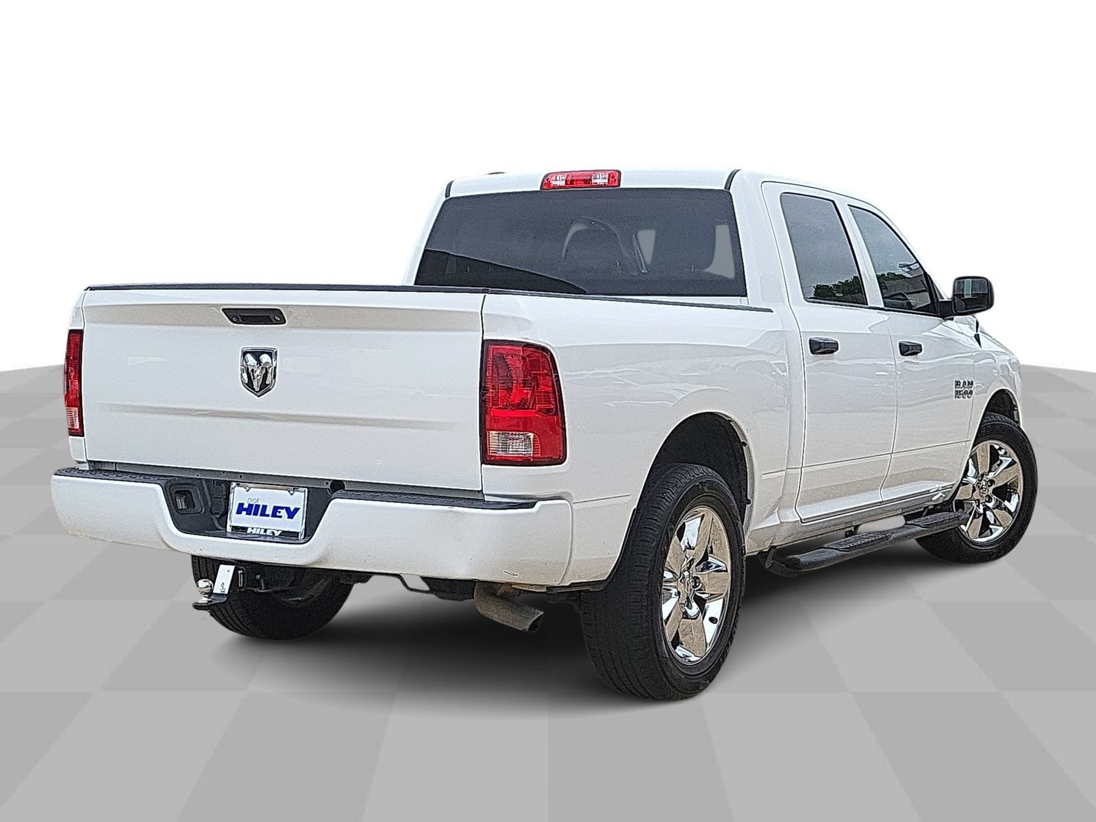 Used 2018 RAM 1500 Express w/ Express Value Package RWD image 8