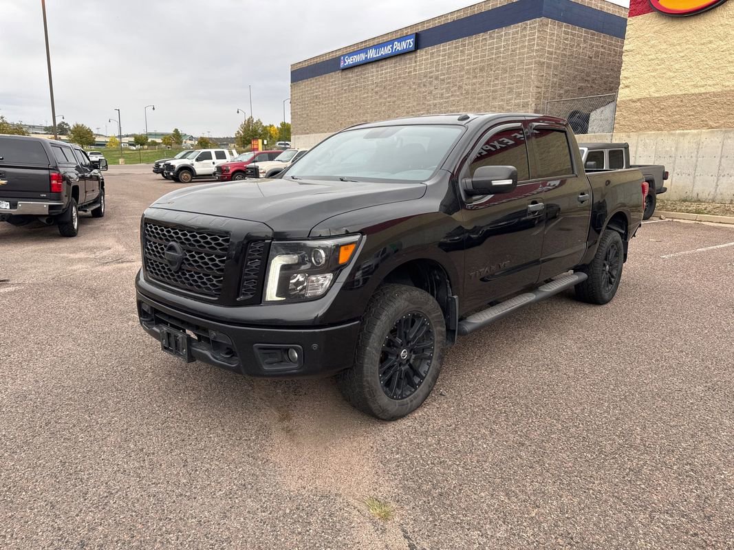 Used 2019 Nissan Titan SV w/ SV Convenience Package