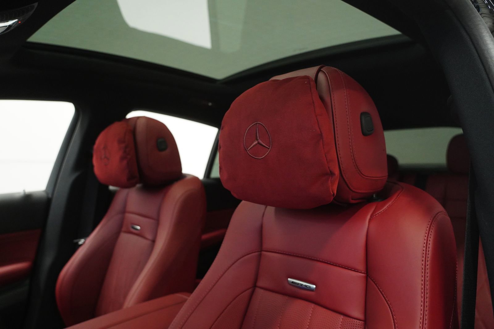 New 2026 Mercedes-Benz GLE 53 AMG 4MATIC Coupe image 13