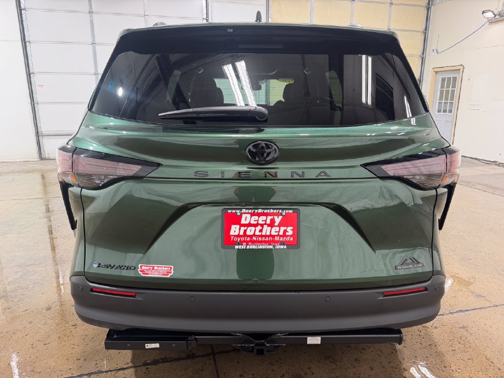 New 2026 Toyota Sienna XLE Woodland Edition AWD/4WD image 18