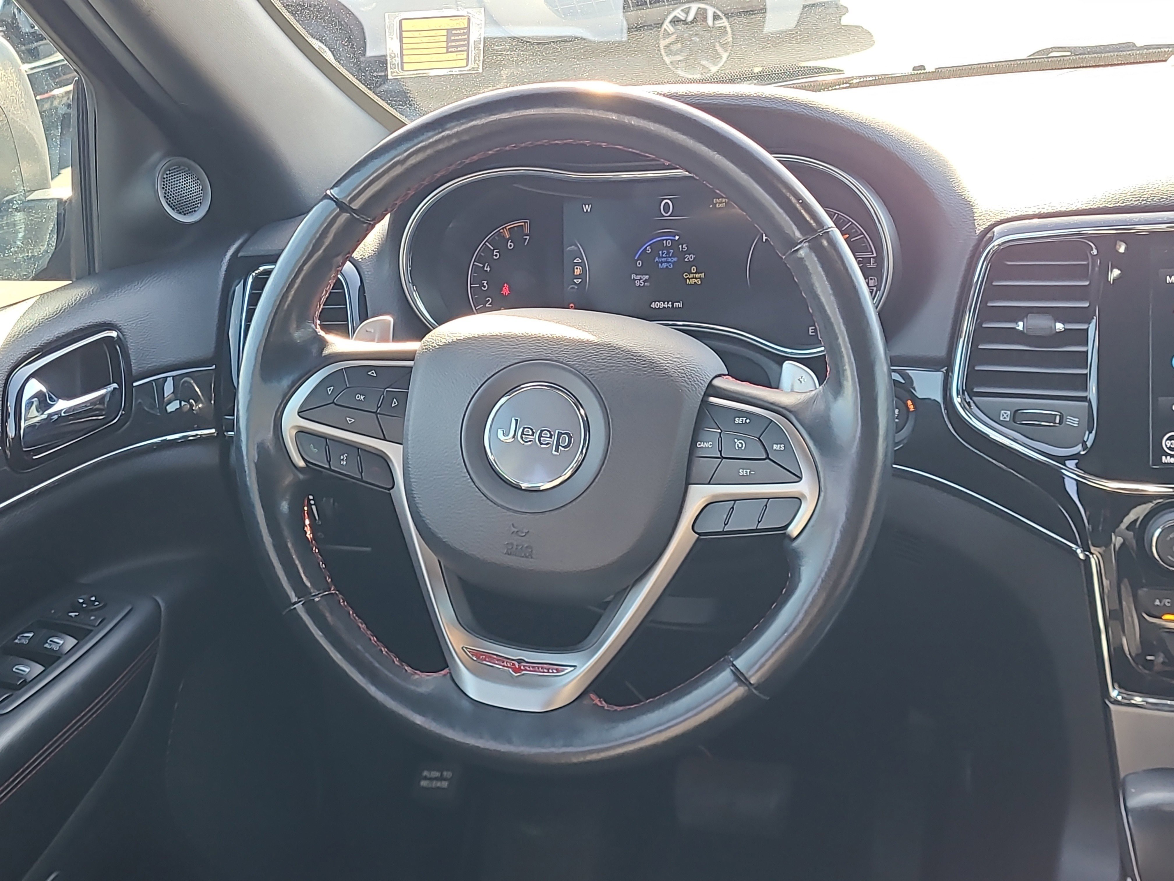 Used 2021 Jeep Grand Cherokee Trailhawk w/ Trailhawk Luxury Group AWD/4WD image 19
