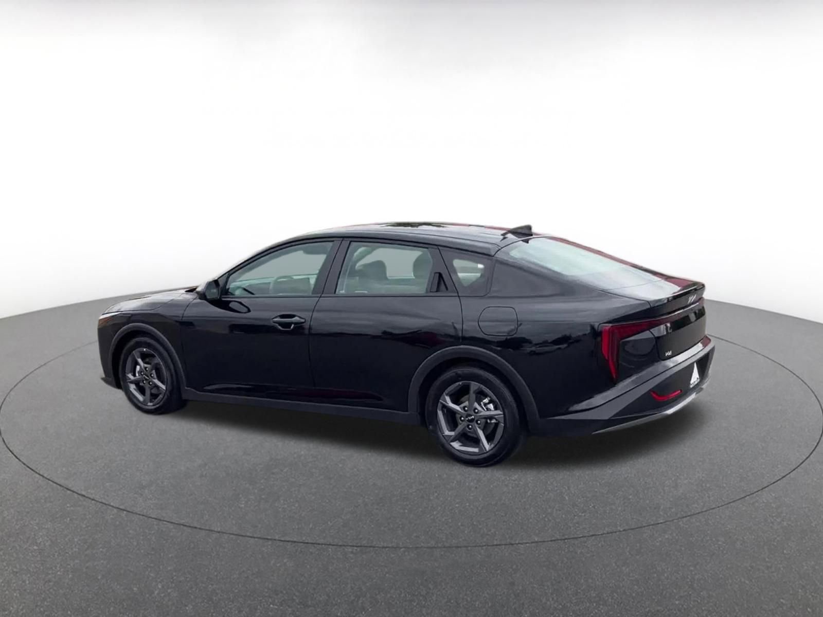 Used 2025 Kia K4 FWD image 10