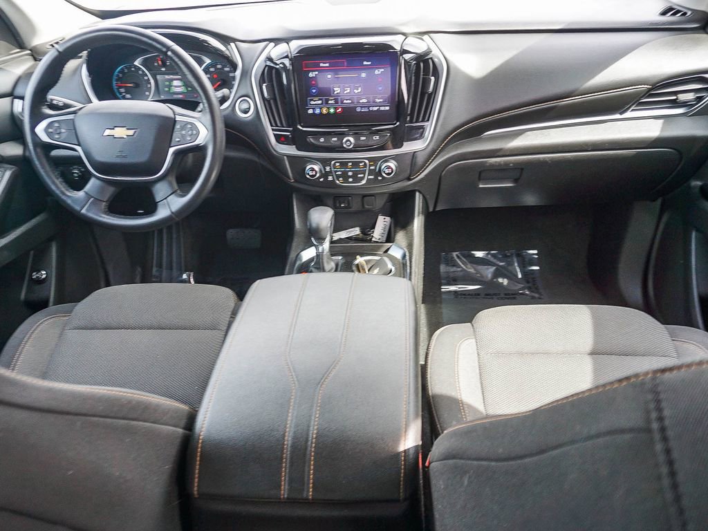 Used 2021 Chevrolet Traverse LT image 14