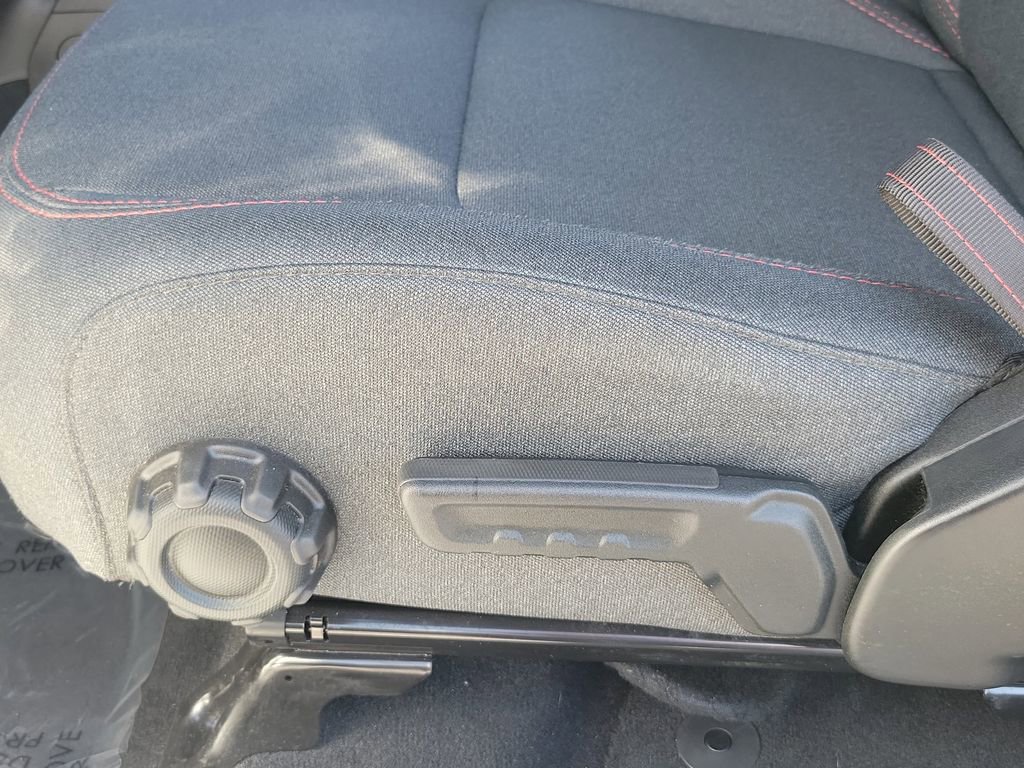 Used 2024 Jeep Wrangler Unlimited Rubicon w/ Safety Group image 18