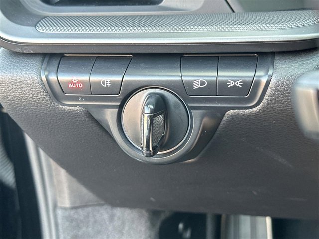 Used 2022 Porsche 911 Carrera 4 image 16