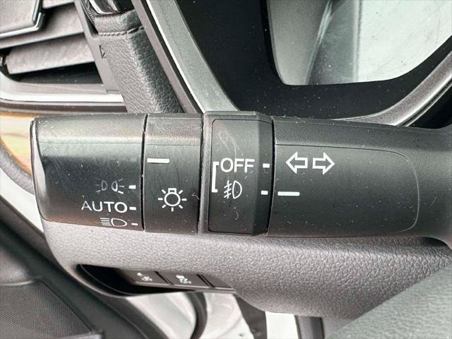 Used 2020 Honda CR-V Touring image 24