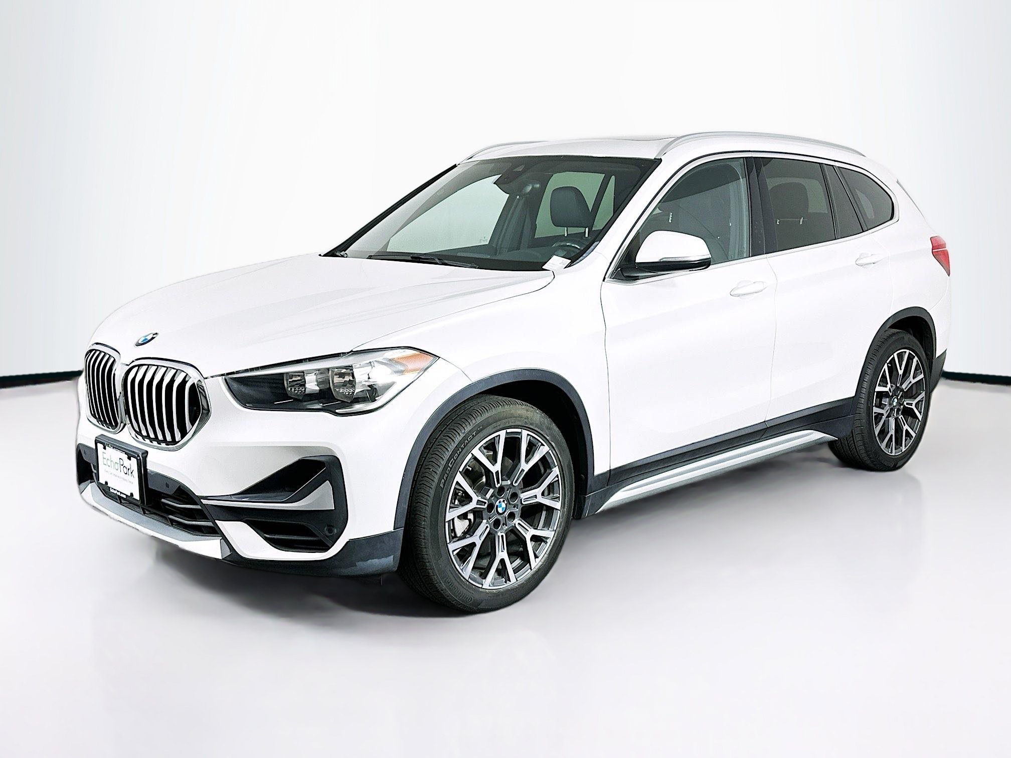 Used 2021 BMW X1 sDrive28i w/ Convenience Package FWD image 3