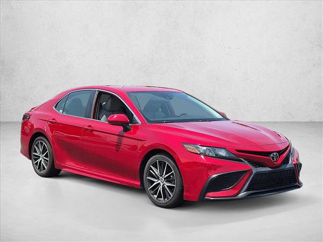 Used 2021 Toyota Camry SE FWD video 3