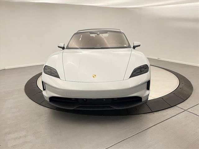 New 2025 Porsche Taycan 4S image 8