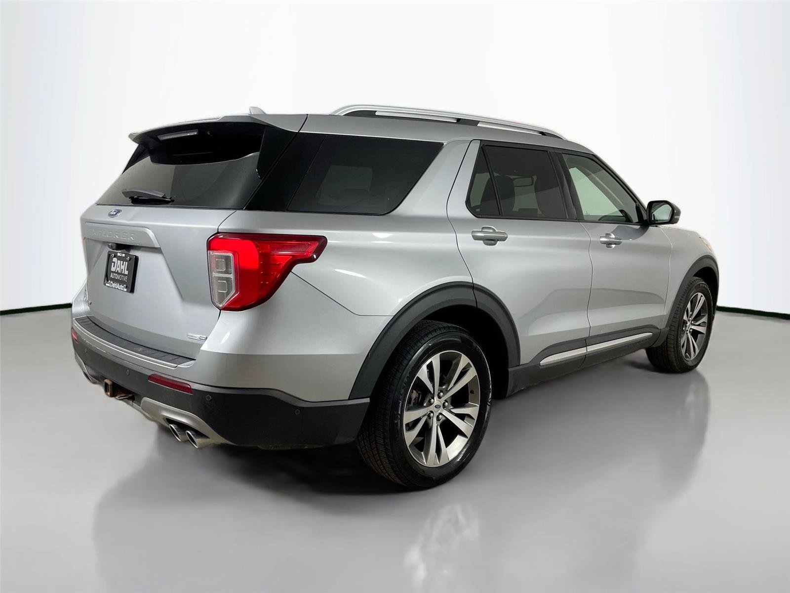 Used 2020 Ford Explorer Platinum w/ Premium Technology Package AWD/4WD image 13