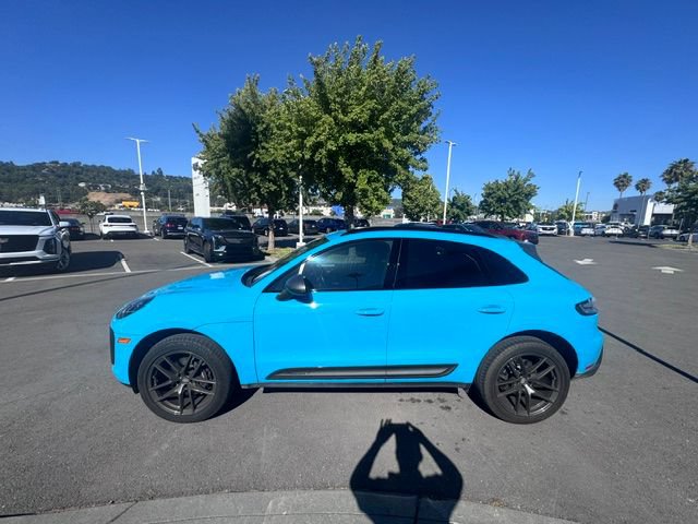Used 2023 Porsche Macan AWD/4WD image 5