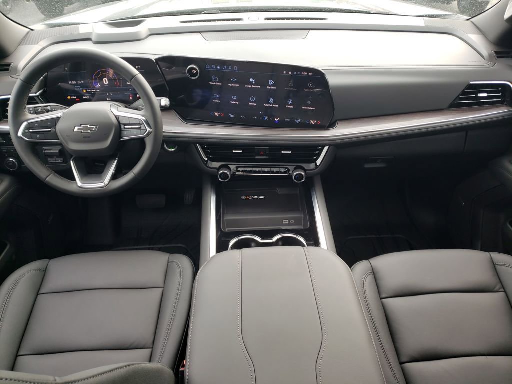 New 2026 Chevrolet Suburban Z71 w/ Comfort Package image 12