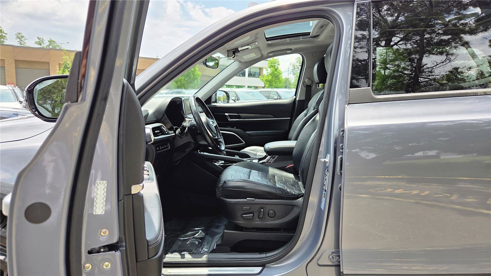 Used 2021 Kia Telluride SX w/ SX Prestige Package AWD/4WD image 16