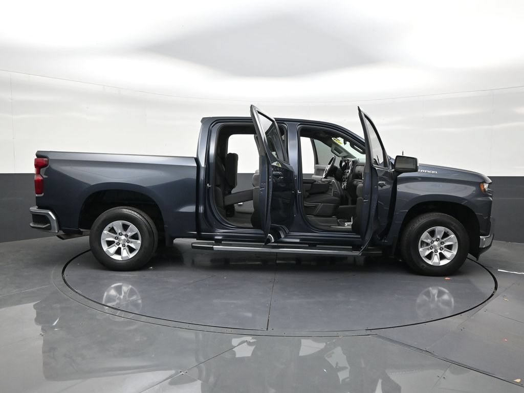 Used 2021 Chevrolet Silverado 1500 LT RWD image 30