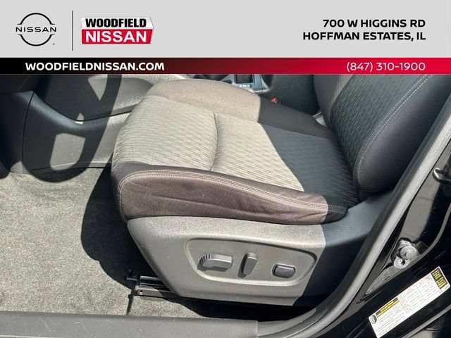Used 2019 Nissan Rogue SV w/ Sun & Sound Touring Package AWD/4WD image 24